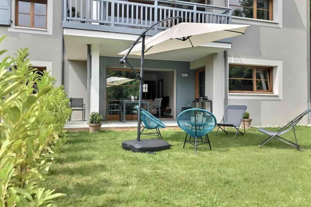 Tres Bel Appartement En Rez De Jardin, Talloires Exteriör bild