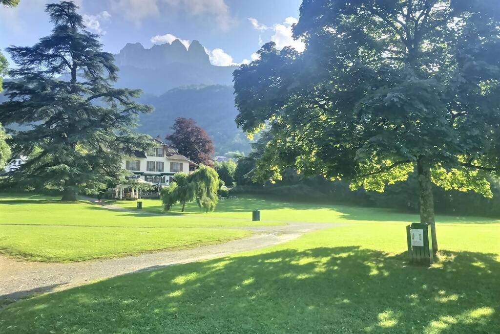 Tres Bel Appartement En Rez De Jardin, Talloires Exteriör bild