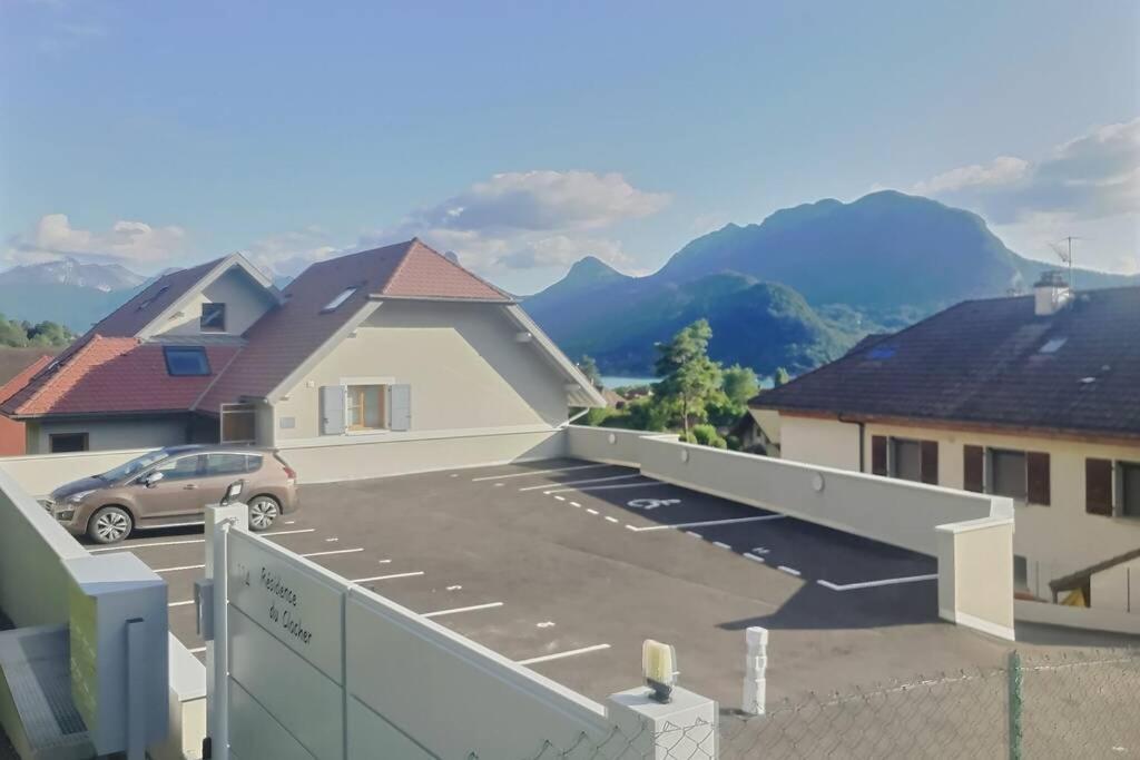 Tres Bel Appartement En Rez De Jardin, Talloires Exteriör bild